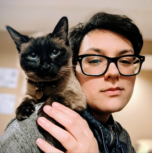 Meet your Posher, Kristen - Picture 1 of 1